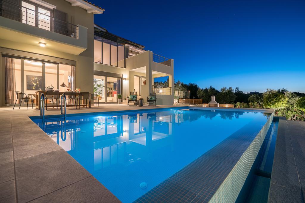 Akemi Luxury Villa