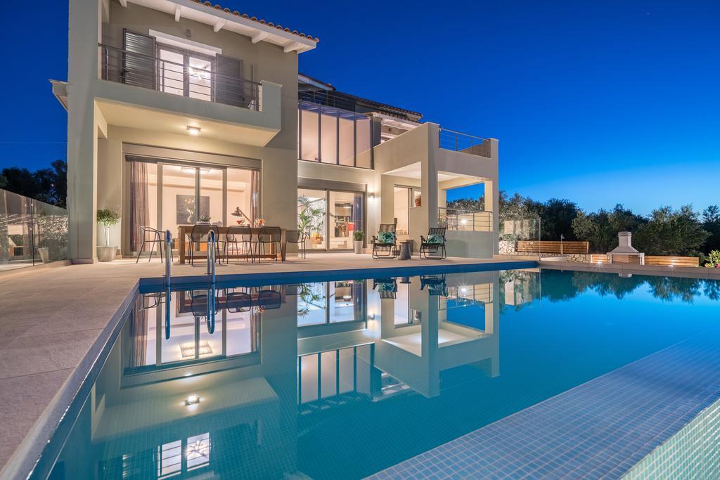 Villa Akemi Luxury *